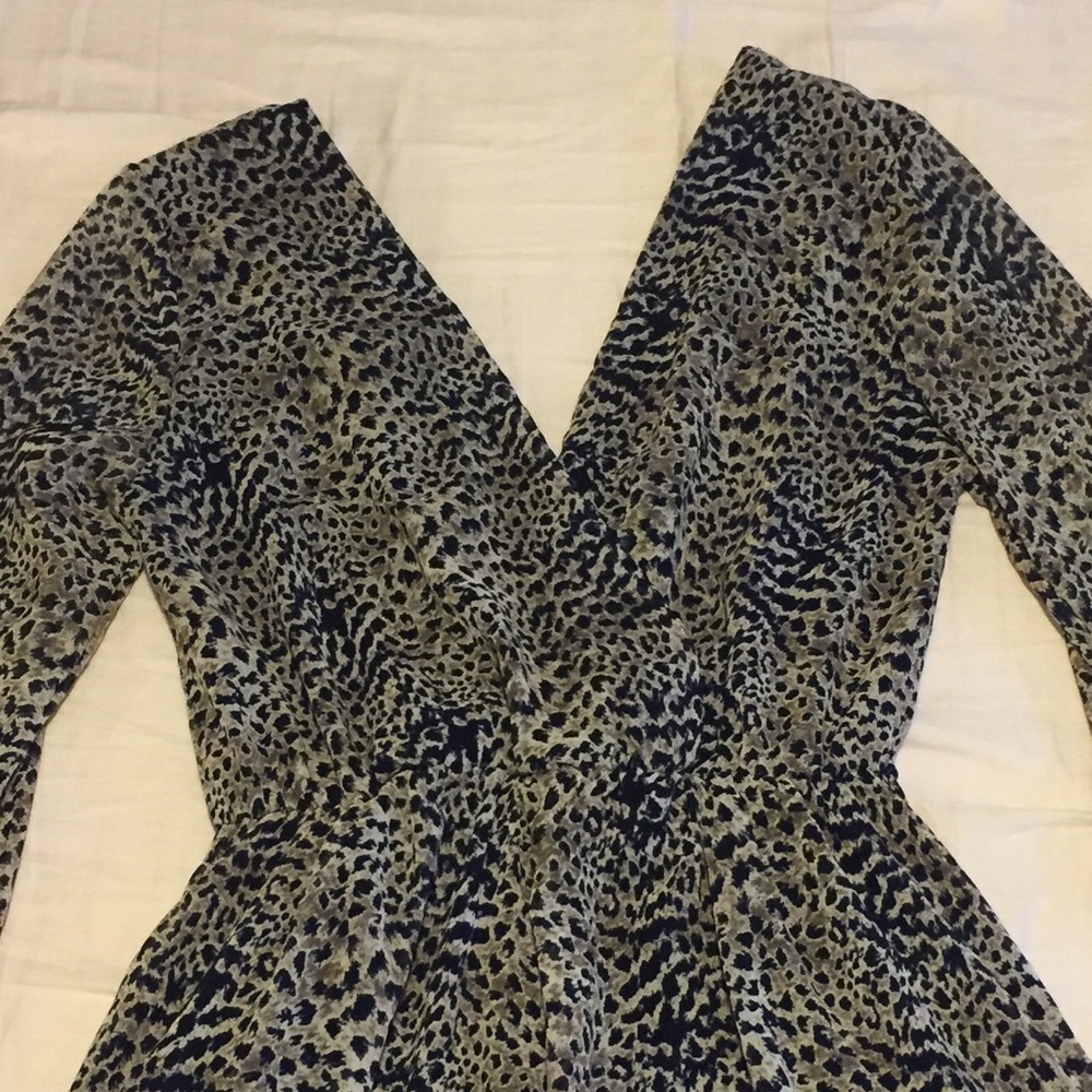 Small romper - Picture 2 of 3